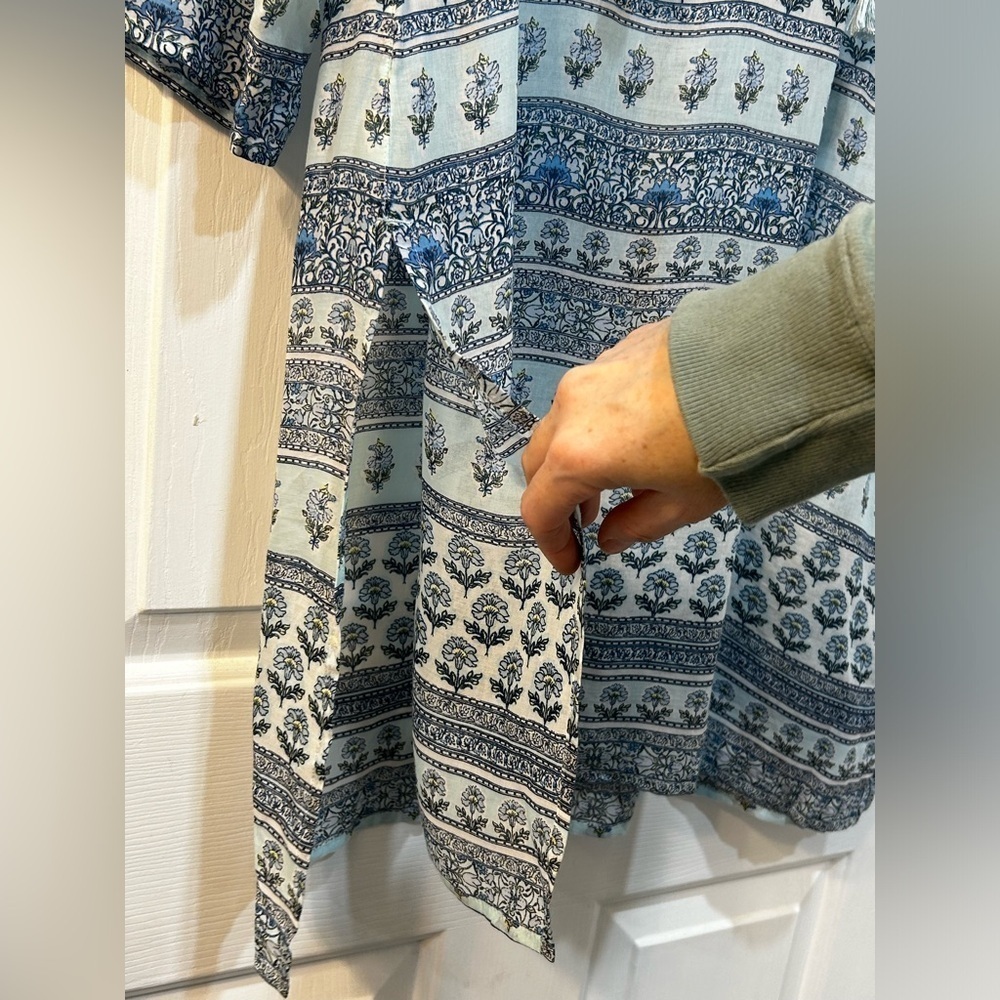 J Jill Top Sz M Blue Floral Paisley Tunic Blouse Flowy Sheer Boho Beach Cover Up - Picture 6 of 16